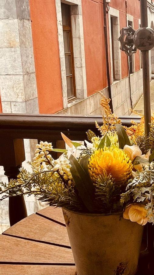 La Posada De Barro Инфиесто Екстериор снимка